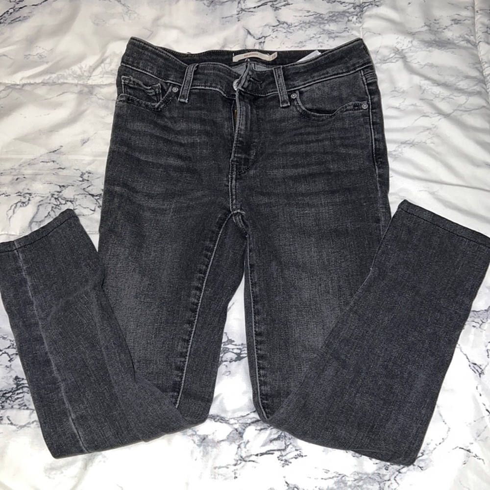 Levi jeans